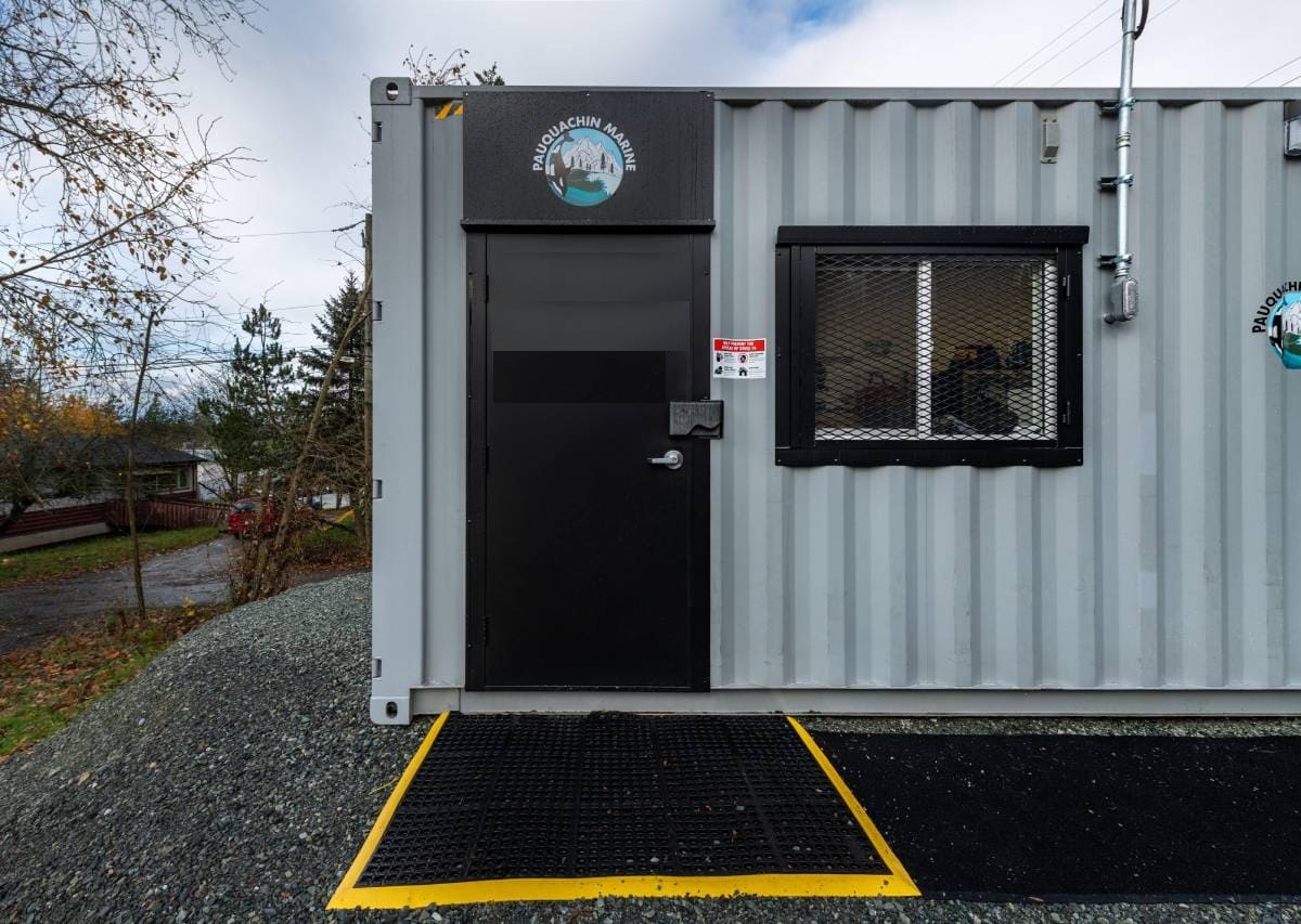 Office + Laboratory Space - Containers Construction PTY LTD